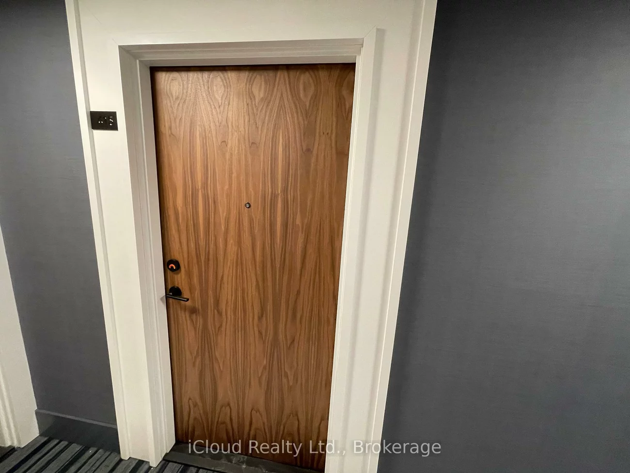 10, Lagerfeld, Northwest Brampton, Brampton