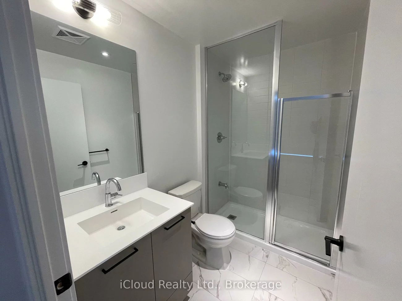 10, Lagerfeld, Northwest Brampton, Brampton