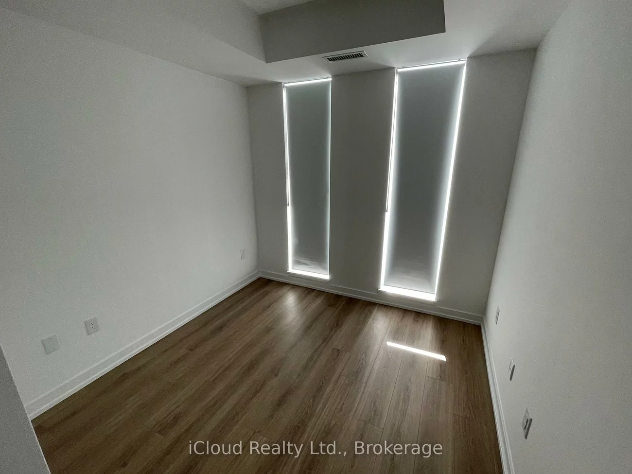 10, Lagerfeld, Northwest Brampton, Brampton