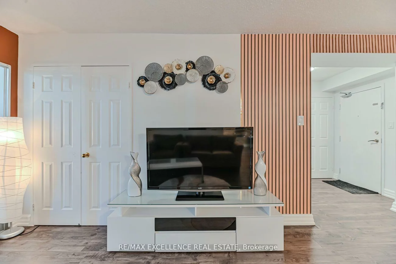 5, Lisa, Queen Street Corridor, Brampton