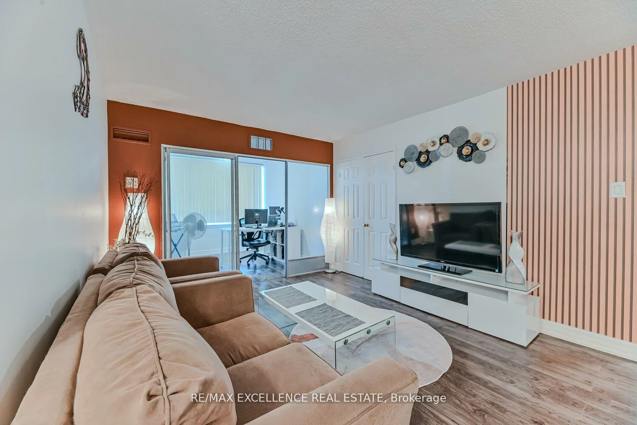 5, Lisa, Queen Street Corridor, Brampton