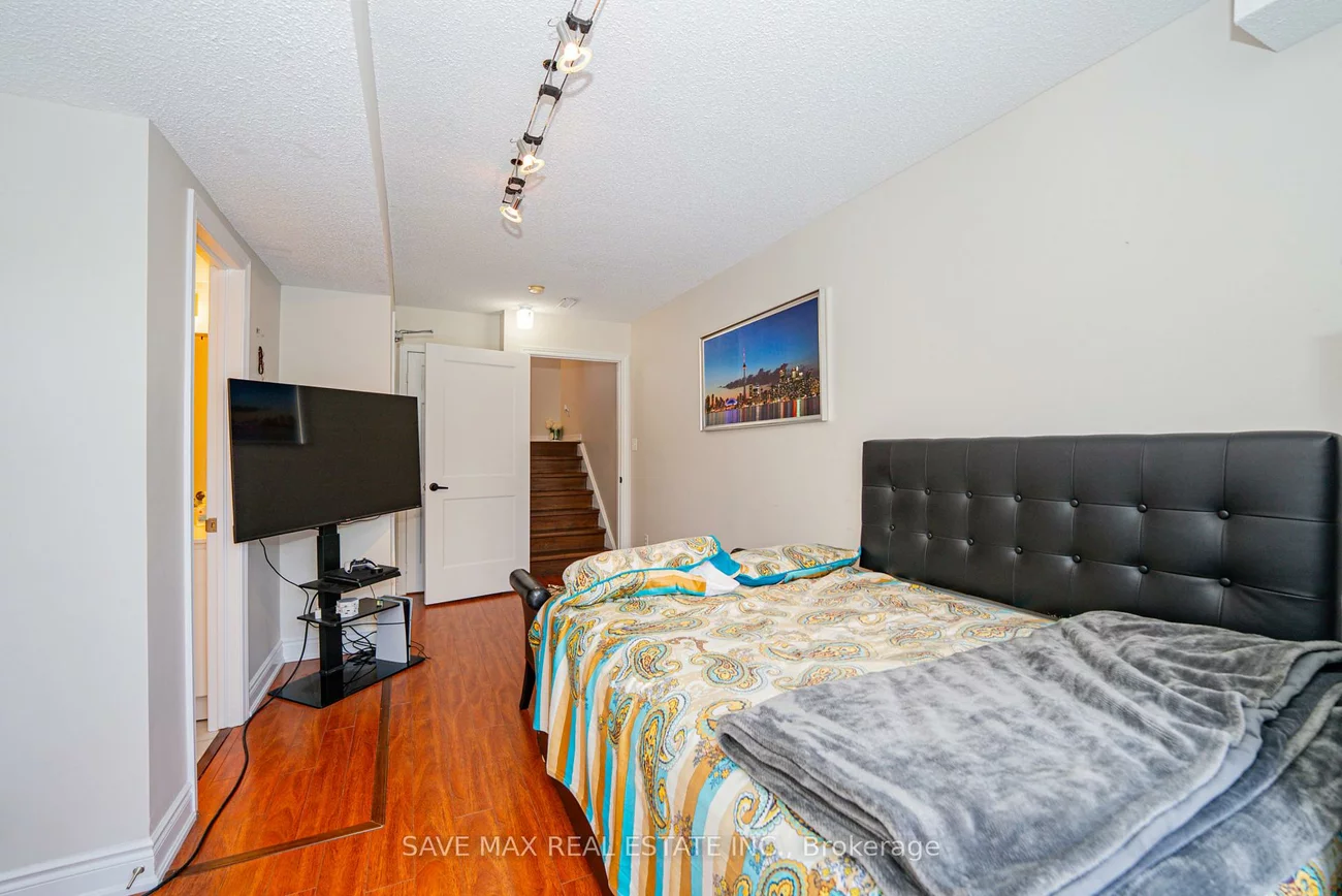 2, Clay Brick, Brampton North, Brampton