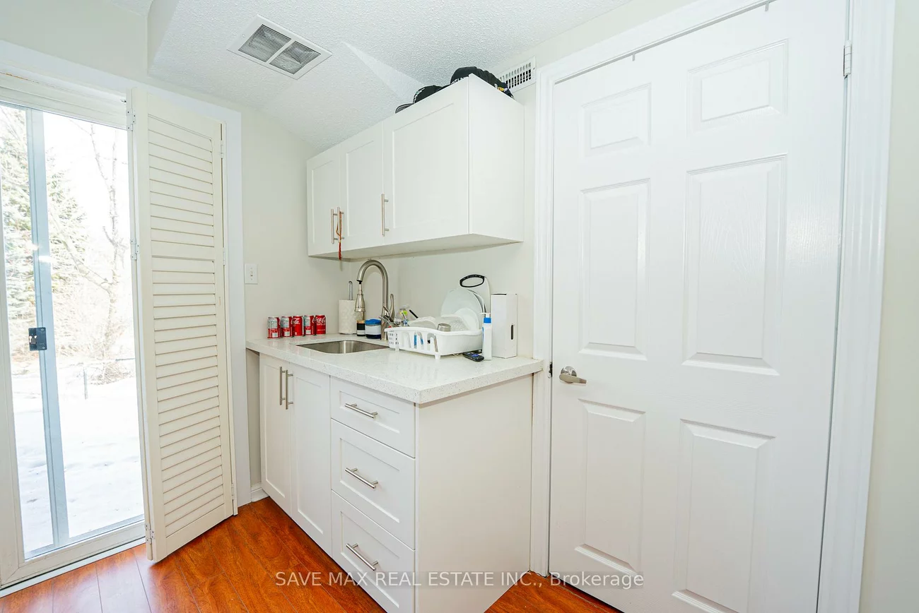 2, Clay Brick, Brampton North, Brampton