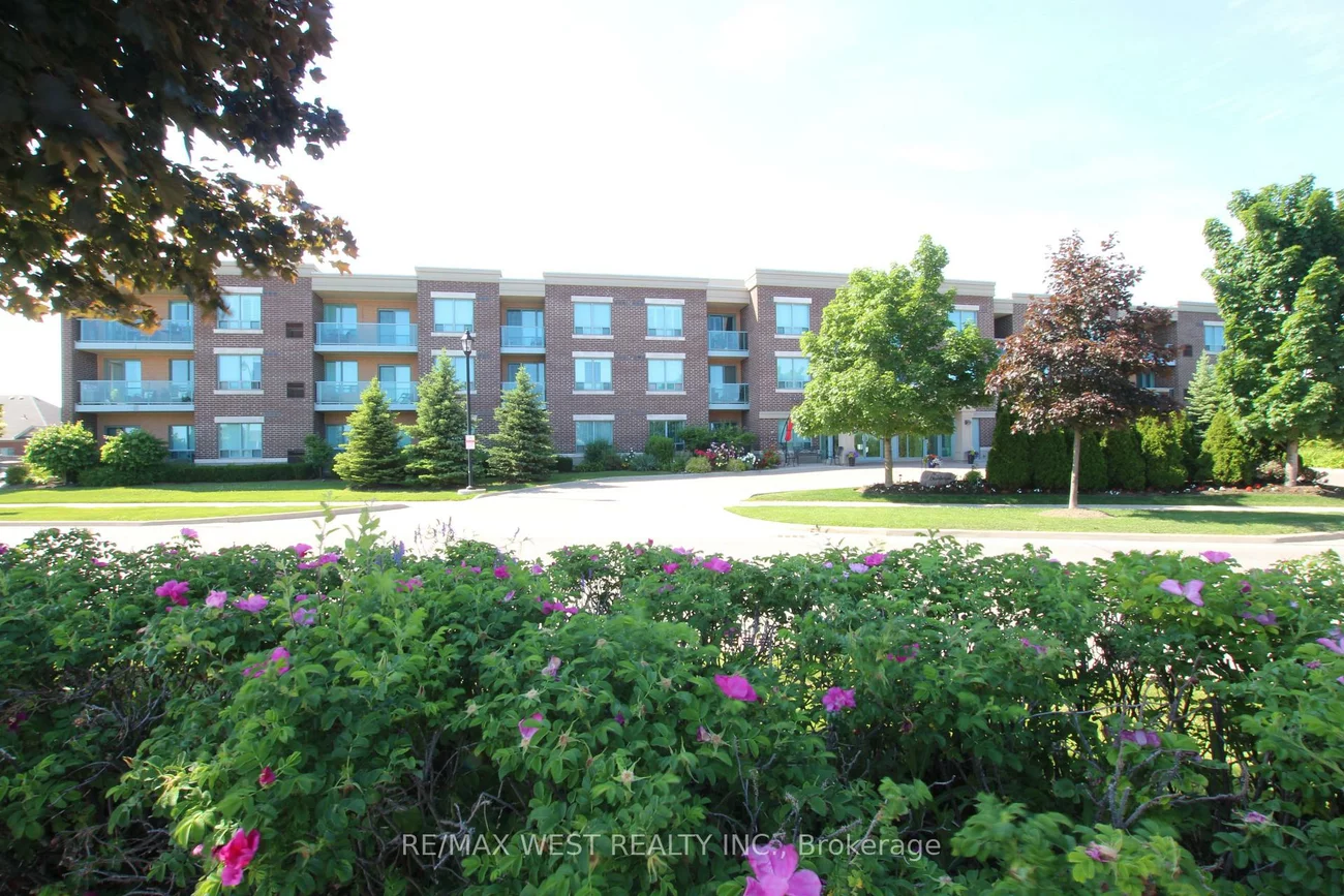 65, Via Rosedale, Sandringham-Wellington, Brampton