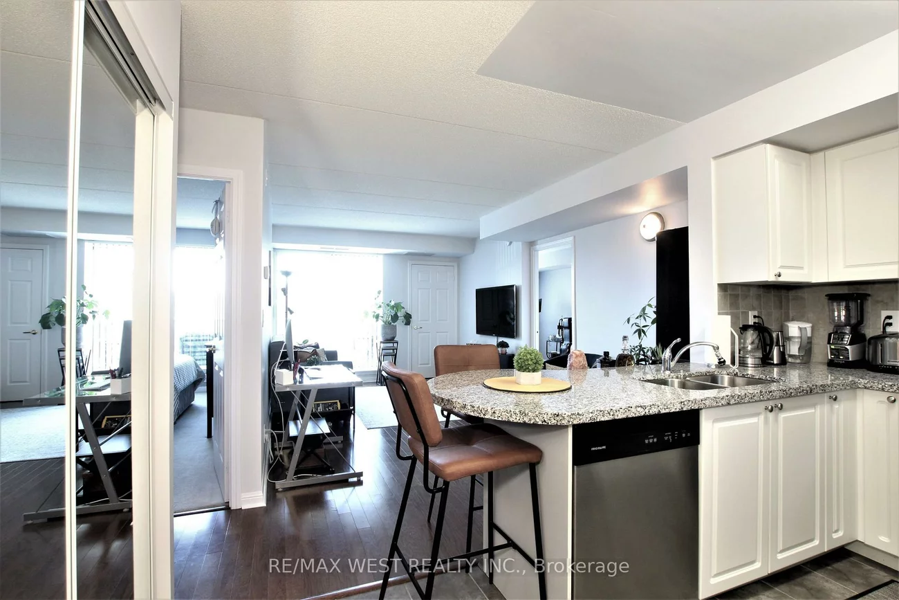 65, Via Rosedale, Sandringham-Wellington, Brampton