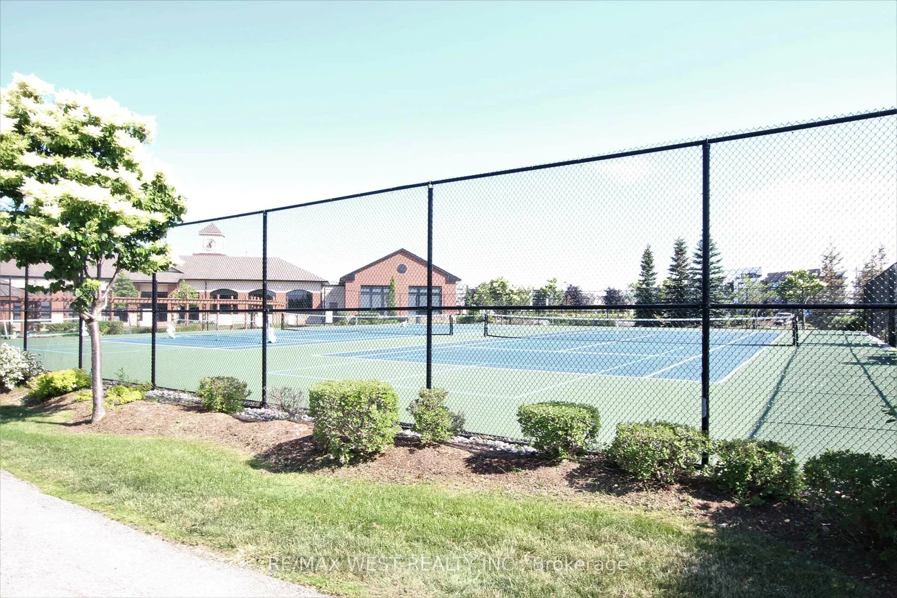 65, Via Rosedale, Sandringham-Wellington, Brampton