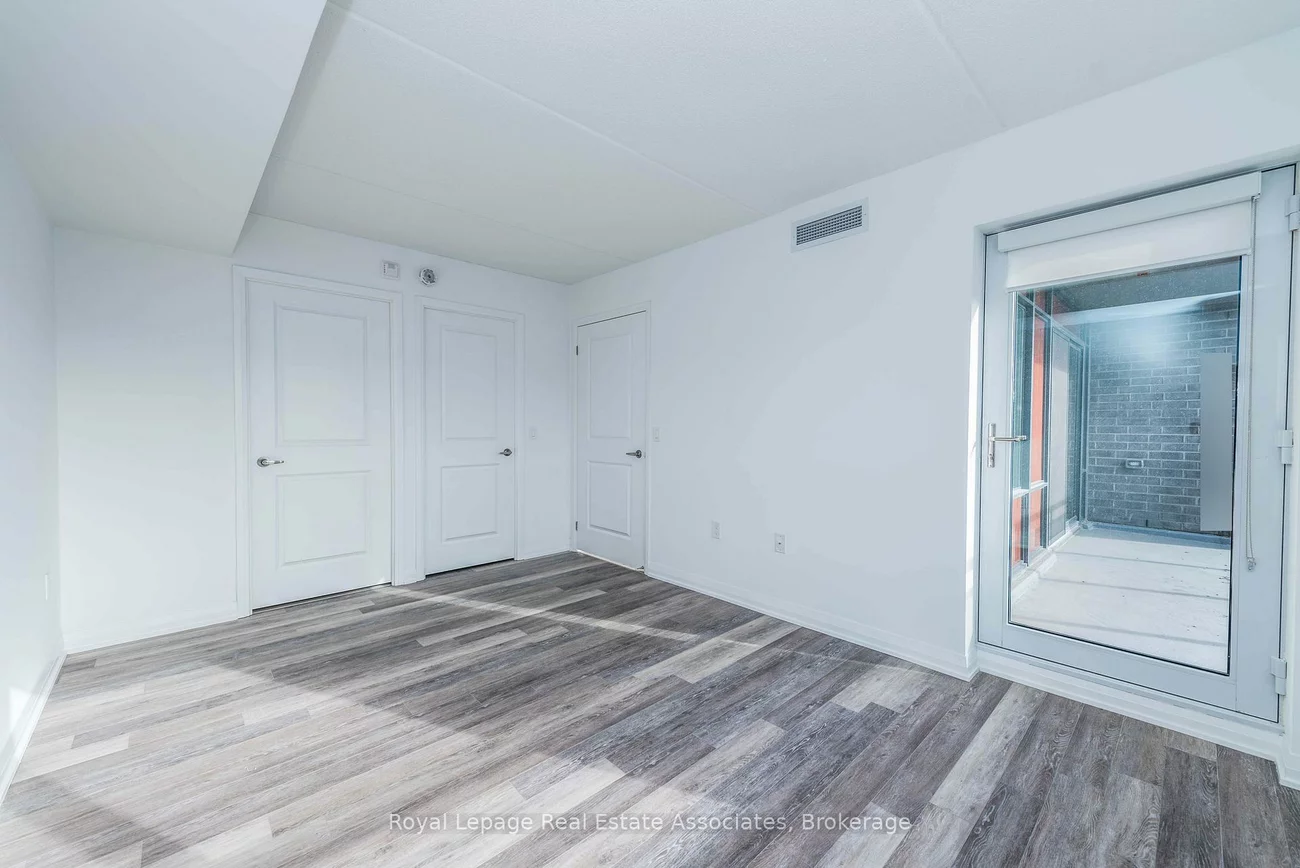 40, Via Rosedale, Sandringham-Wellington, Brampton