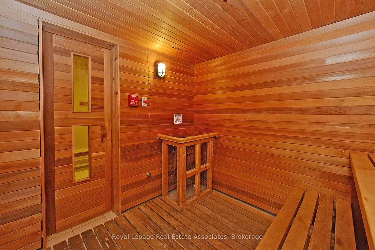 40, Via Rosedale, Sandringham-Wellington, Brampton