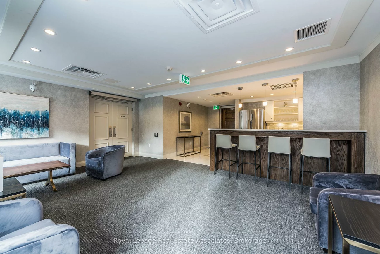 40, Via Rosedale, Sandringham-Wellington, Brampton