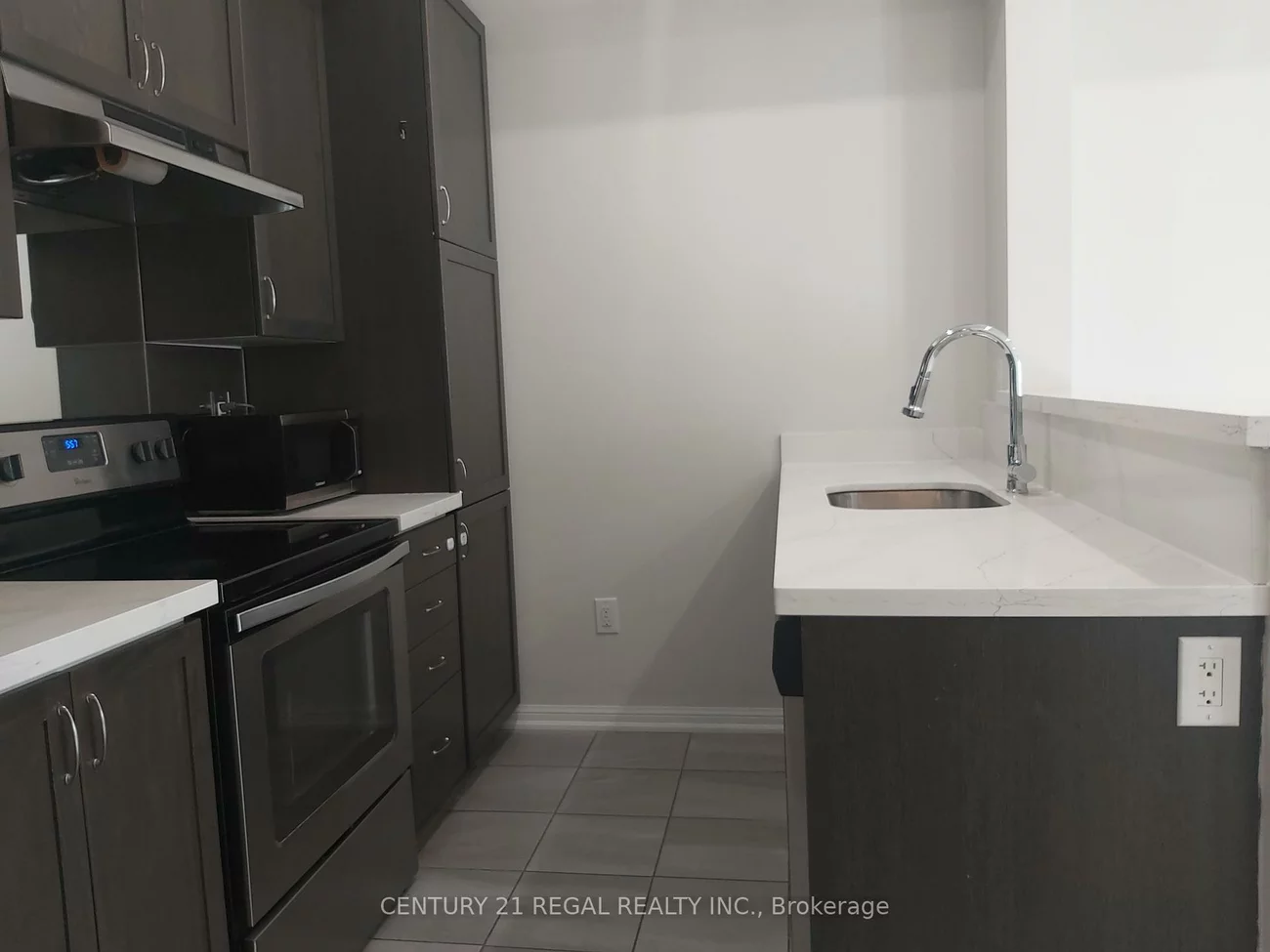 250, Sunny Meadow, Sandringham-Wellington, Brampton