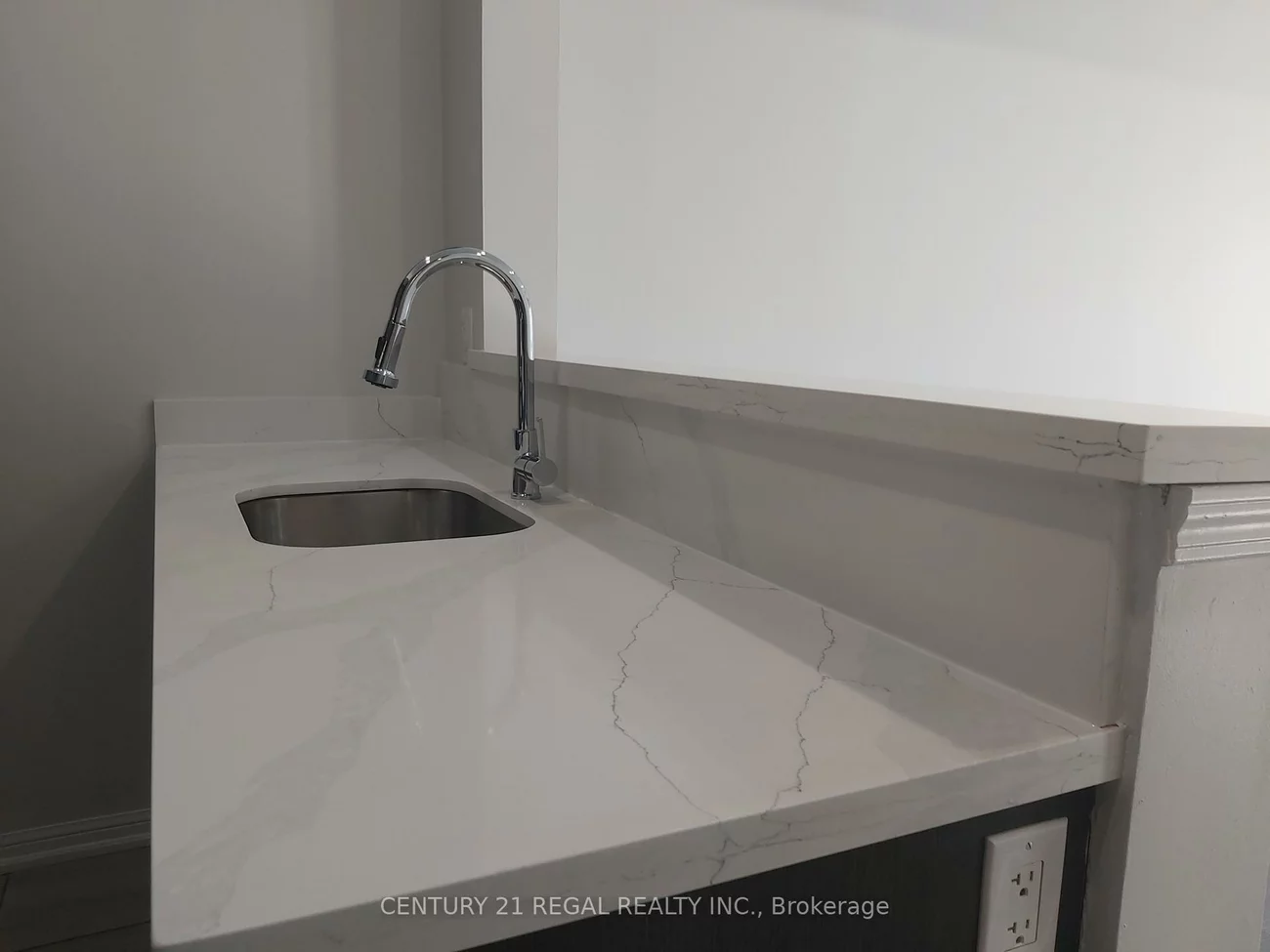 250, Sunny Meadow, Sandringham-Wellington, Brampton