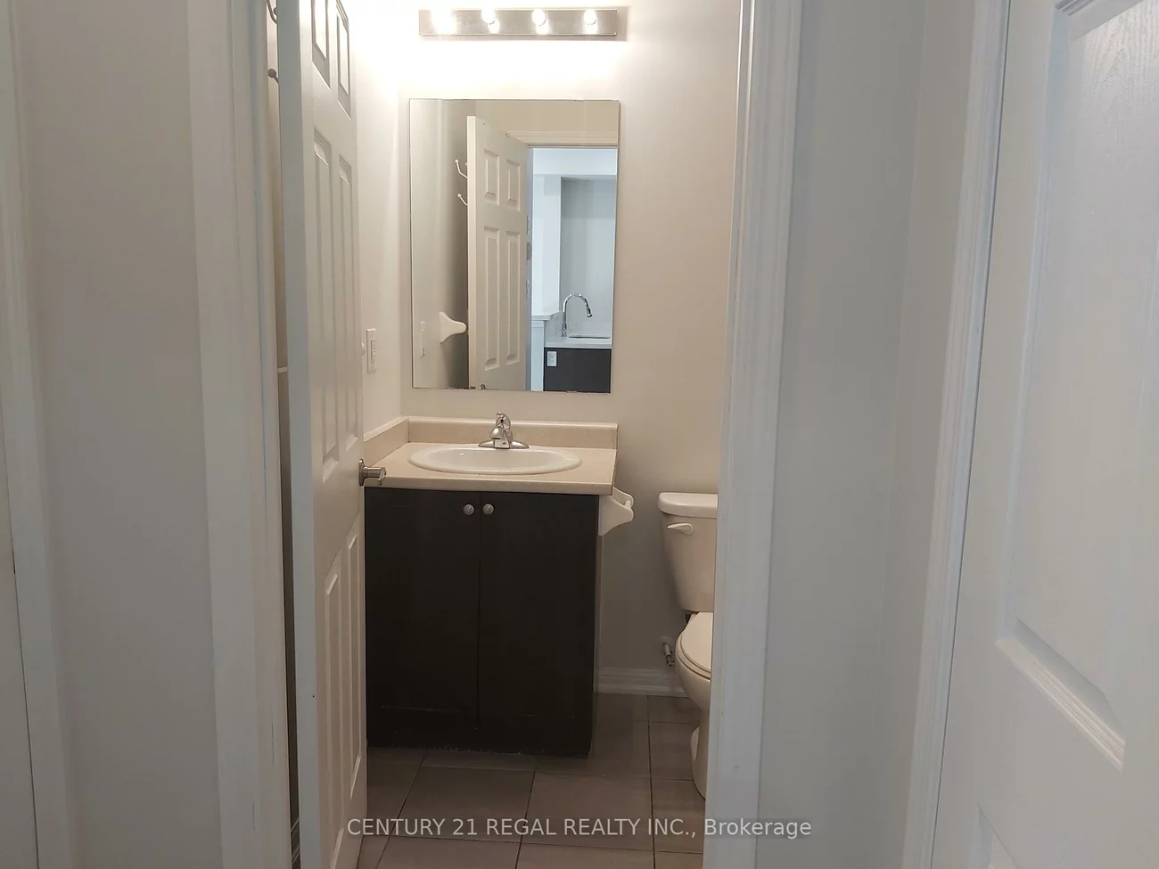 250, Sunny Meadow, Sandringham-Wellington, Brampton