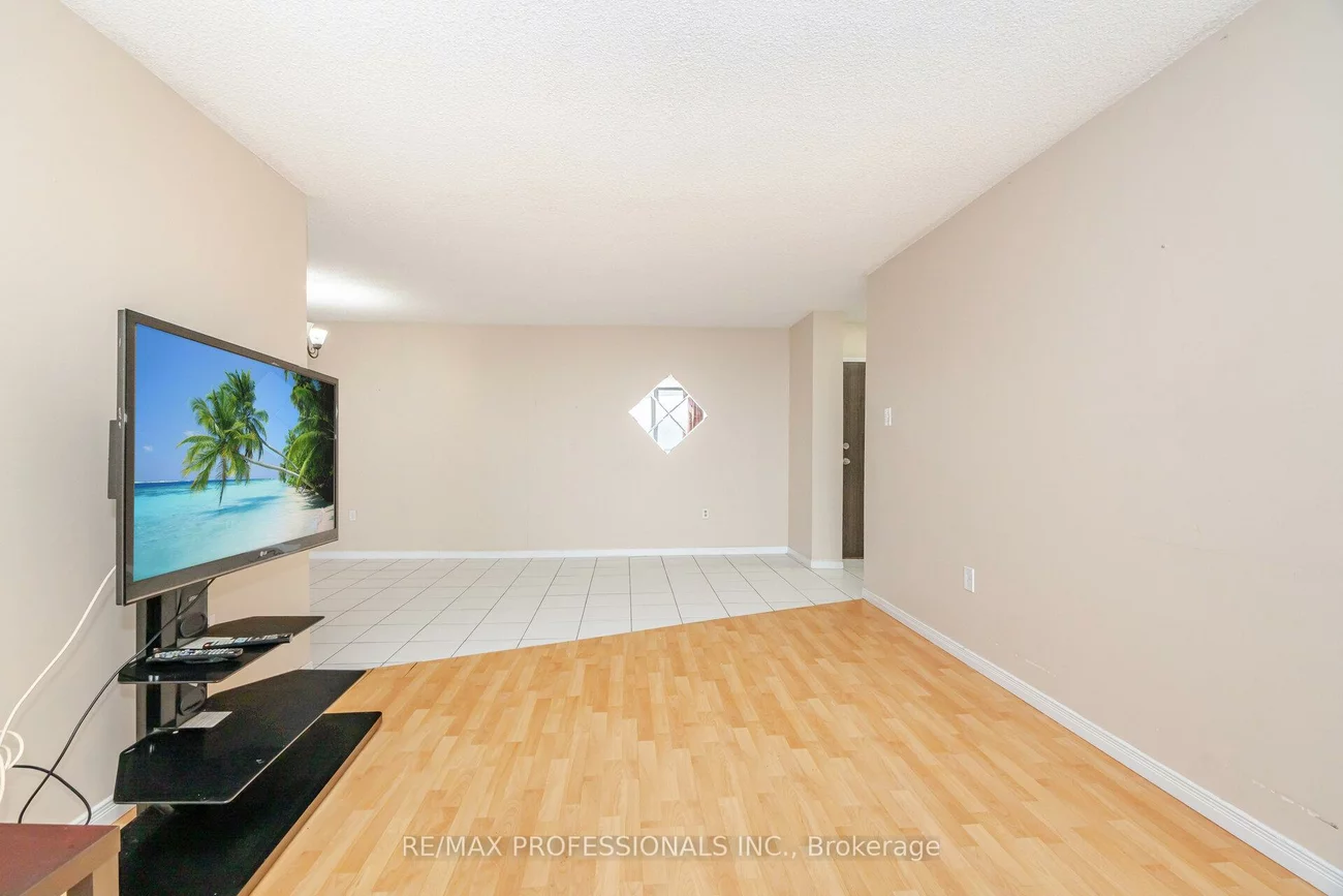 4, Kings Cross, Queen Street Corridor, Brampton