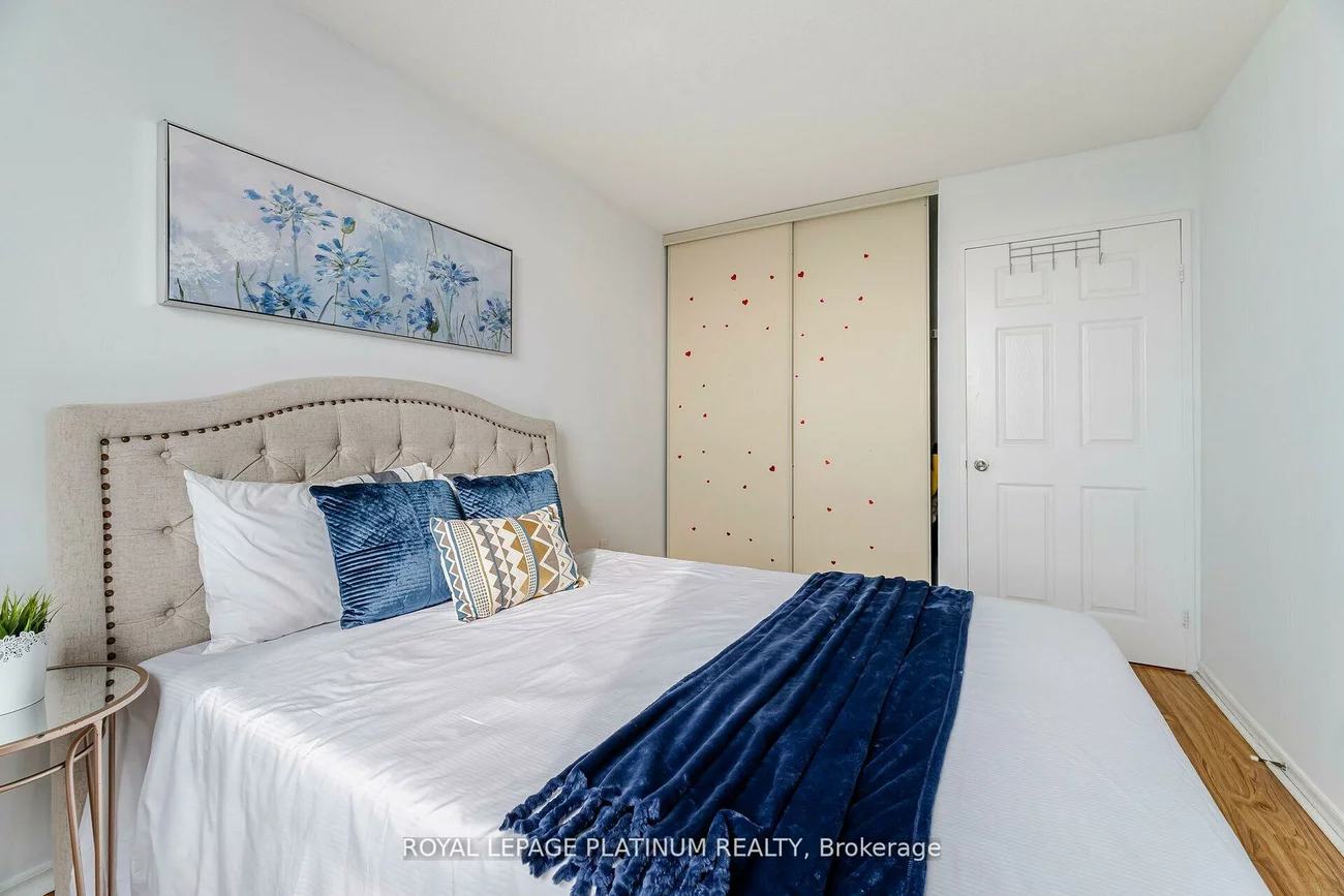 30, Malta, Fletcher's Creek South, Brampton