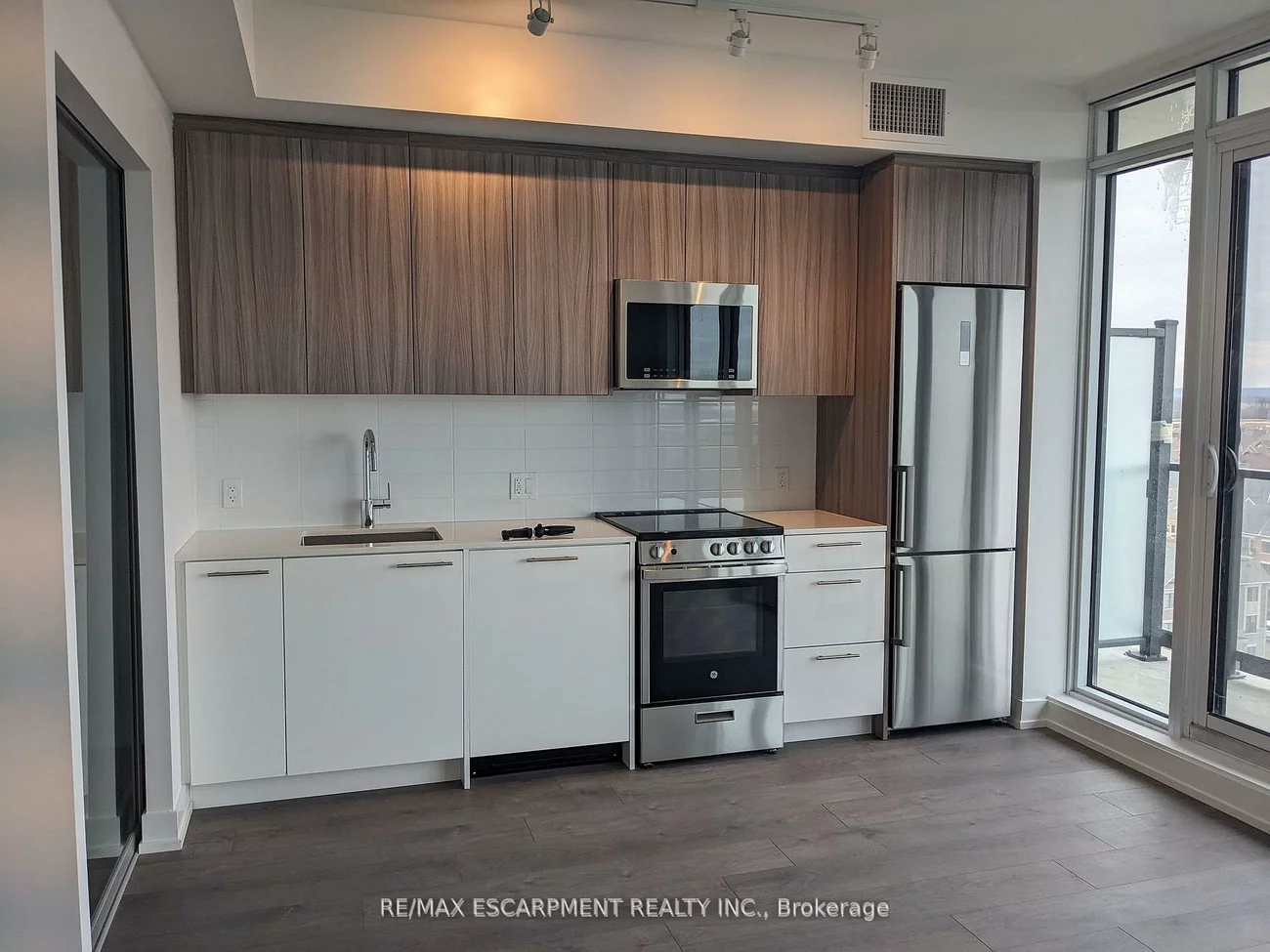 225, Veterans, Northwest Brampton, Brampton