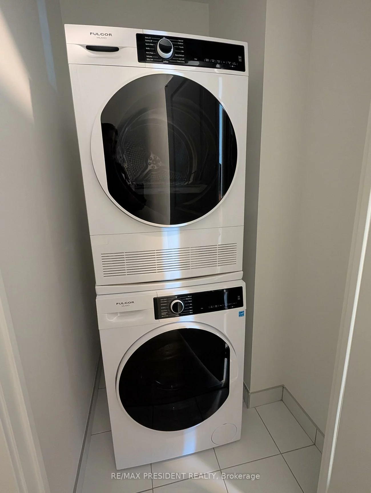 15, Skyridge, Bram East, Brampton