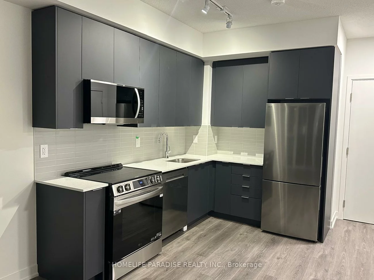 225, Malta, Fletcher's Creek South, Brampton