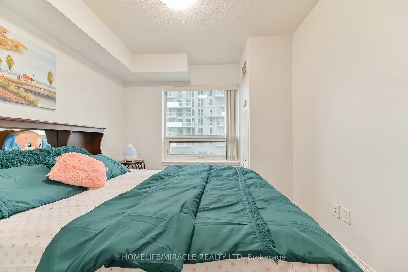 215, Queen, Queen Street Corridor, Brampton