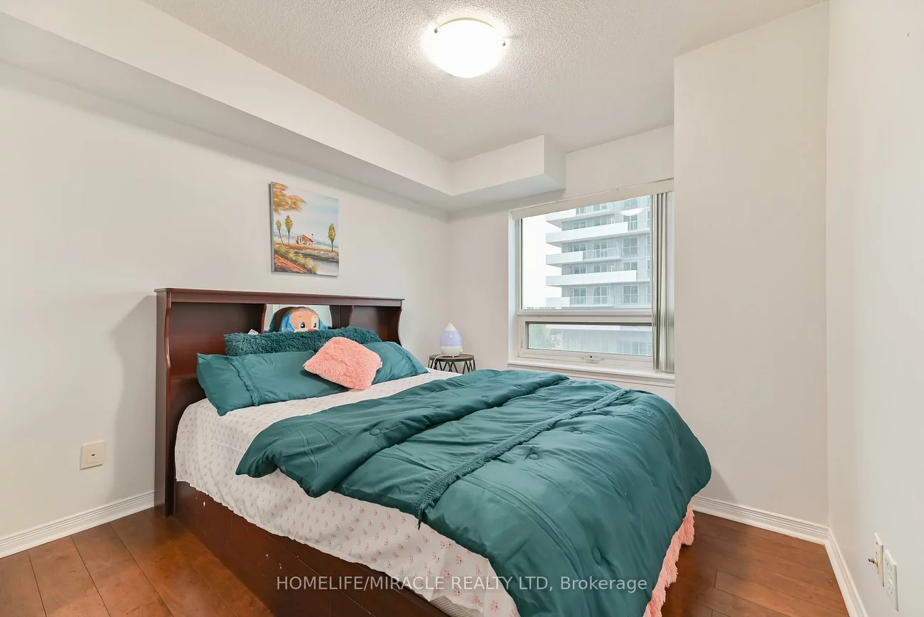 215, Queen, Queen Street Corridor, Brampton