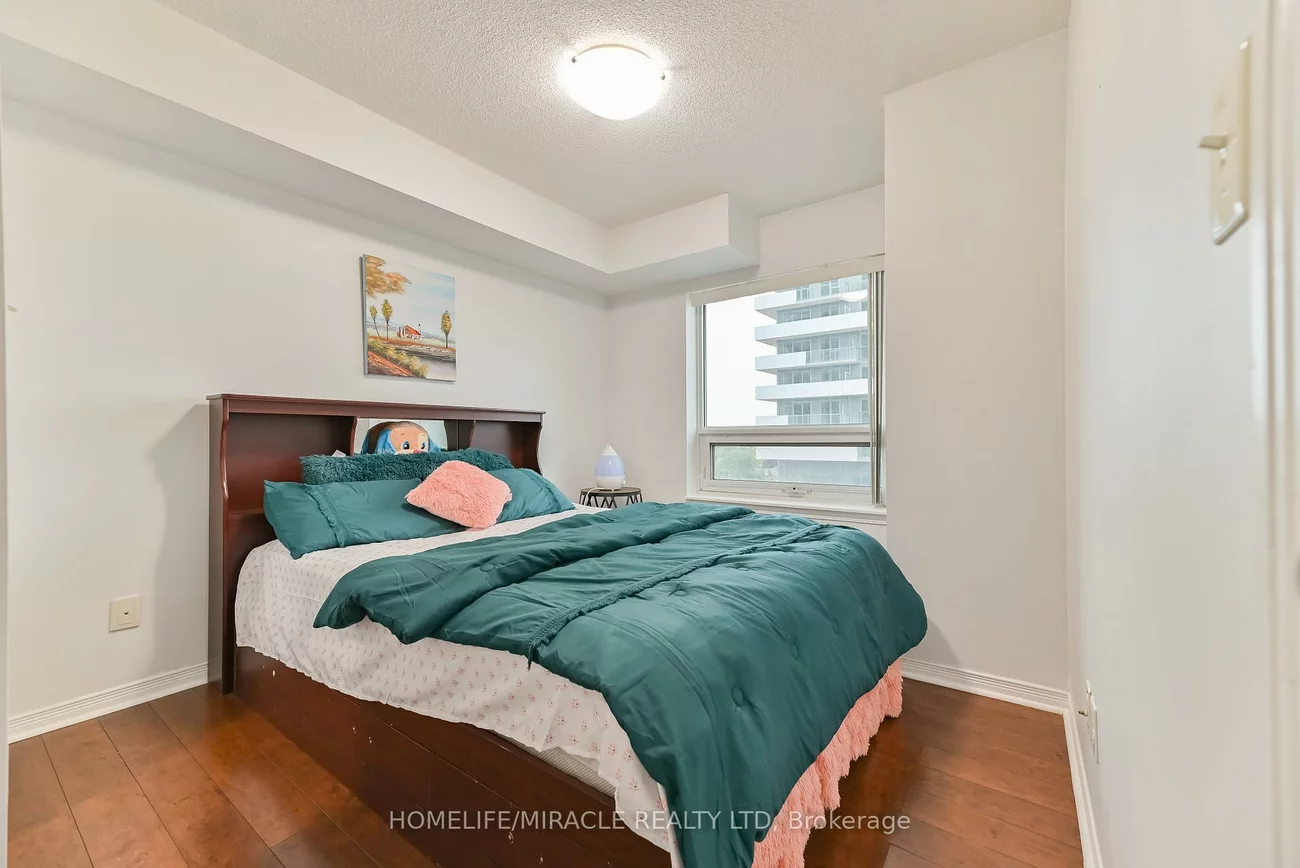 215, Queen, Queen Street Corridor, Brampton