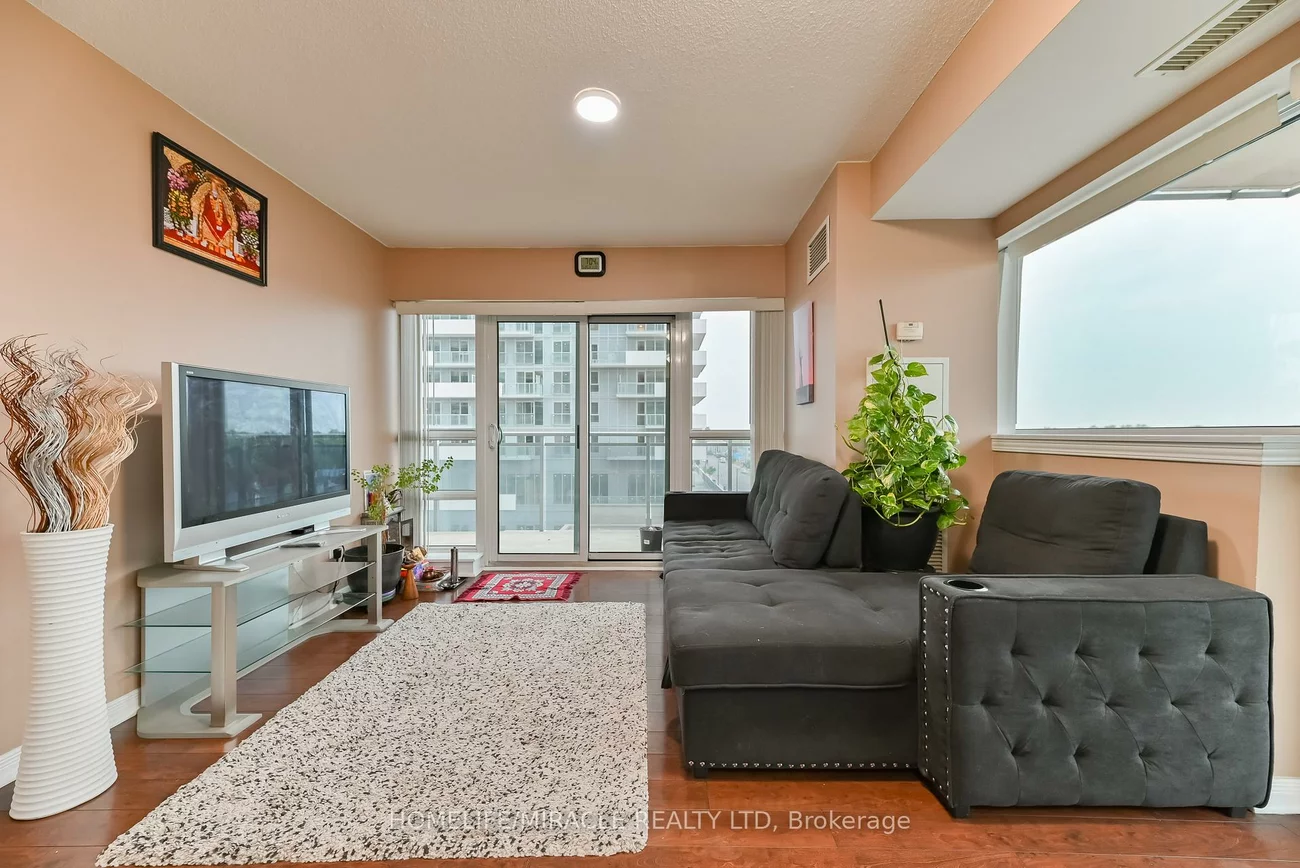 215, Queen, Queen Street Corridor, Brampton