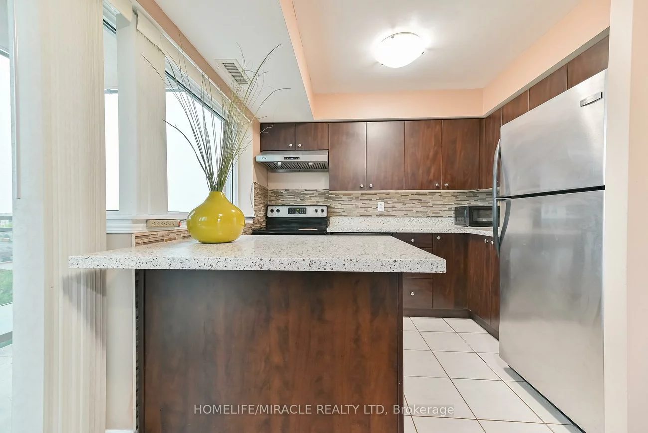 215, Queen, Queen Street Corridor, Brampton