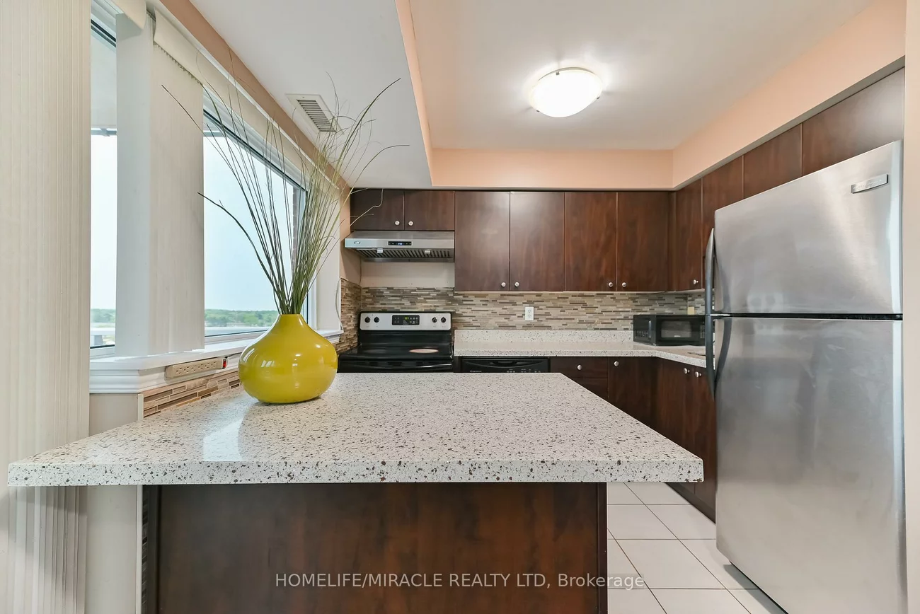 215, Queen, Queen Street Corridor, Brampton