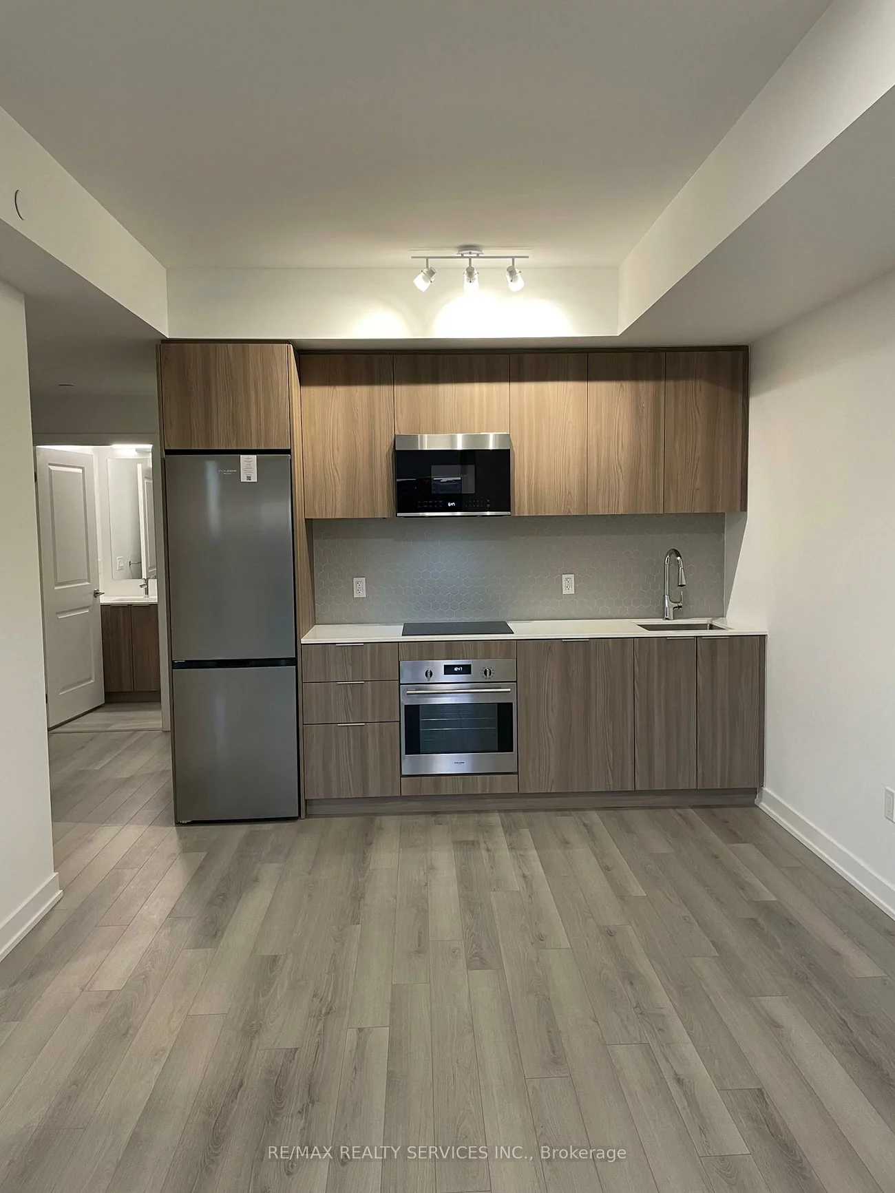 15, Skyridge, Bram East, Brampton