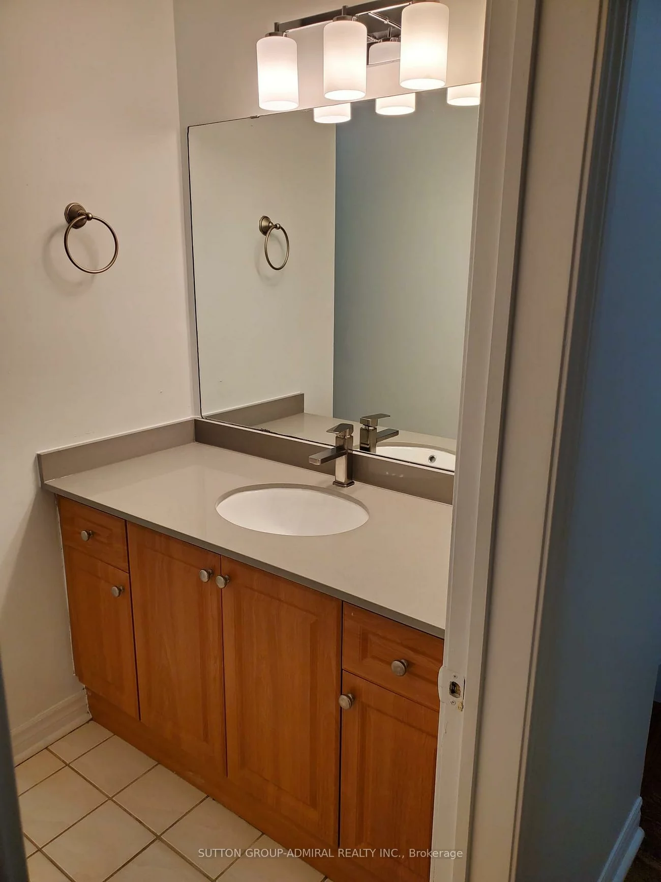 7, Townhouse, Brampton East, Brampton