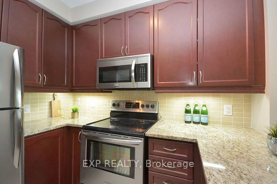 100, John, Downtown Brampton, Brampton