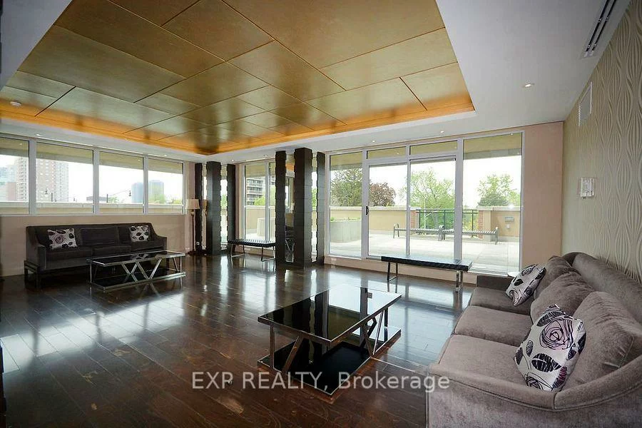 100, John, Downtown Brampton, Brampton