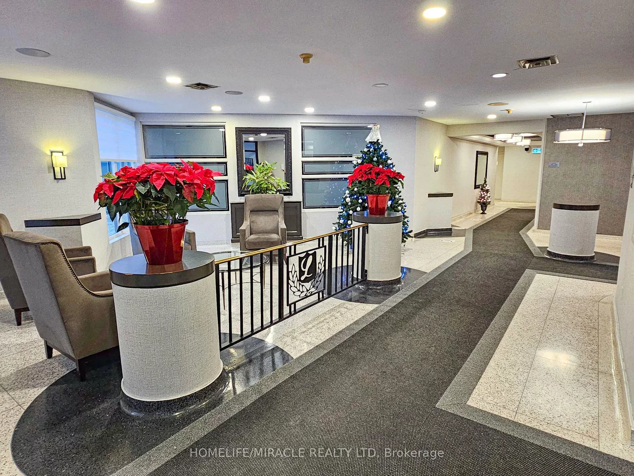 12, Laurelcrest, Queen Street Corridor, Brampton