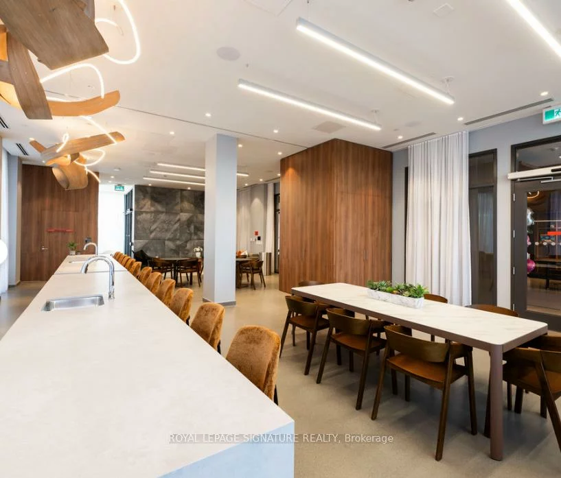 40, Lagerfeld, Northwest Brampton, Brampton