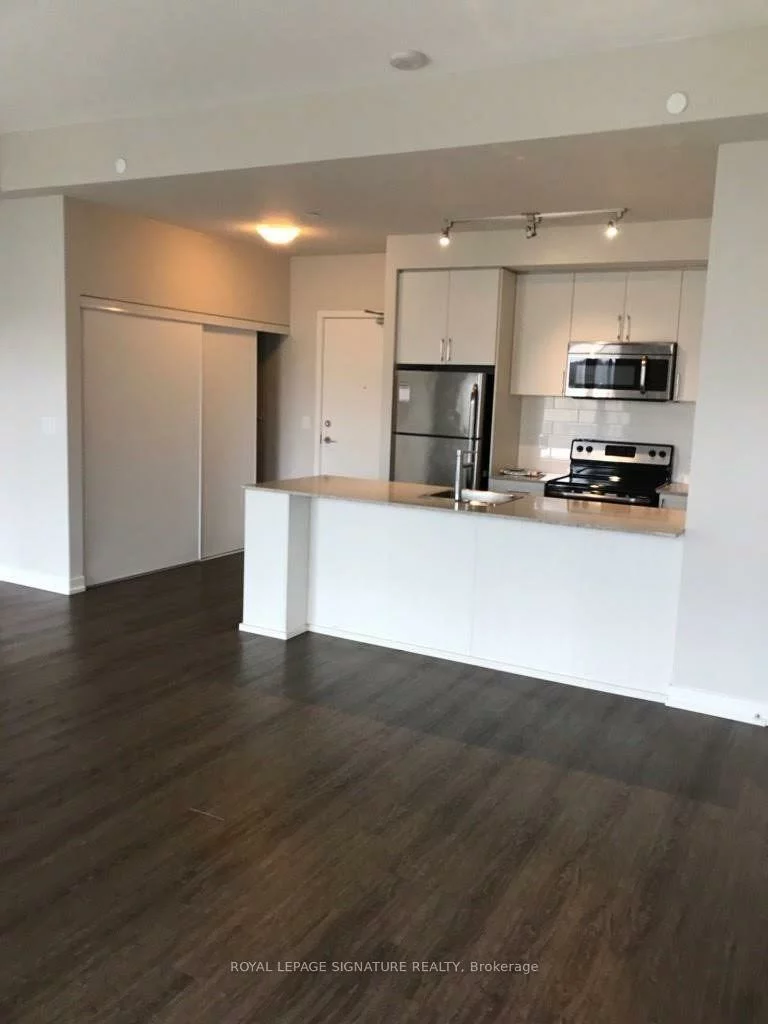 40, Lagerfeld, Northwest Brampton, Brampton