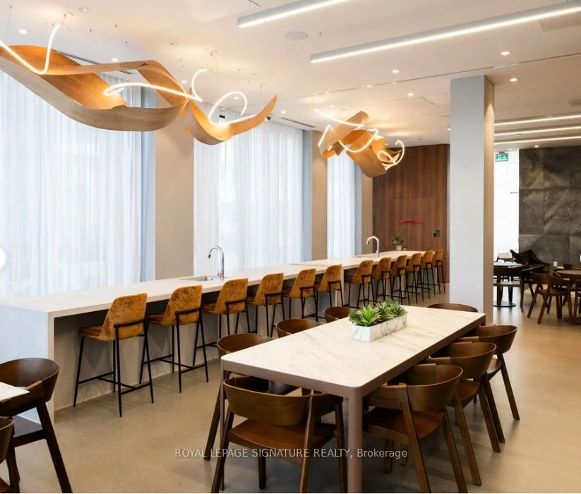 40, Lagerfeld, Northwest Brampton, Brampton