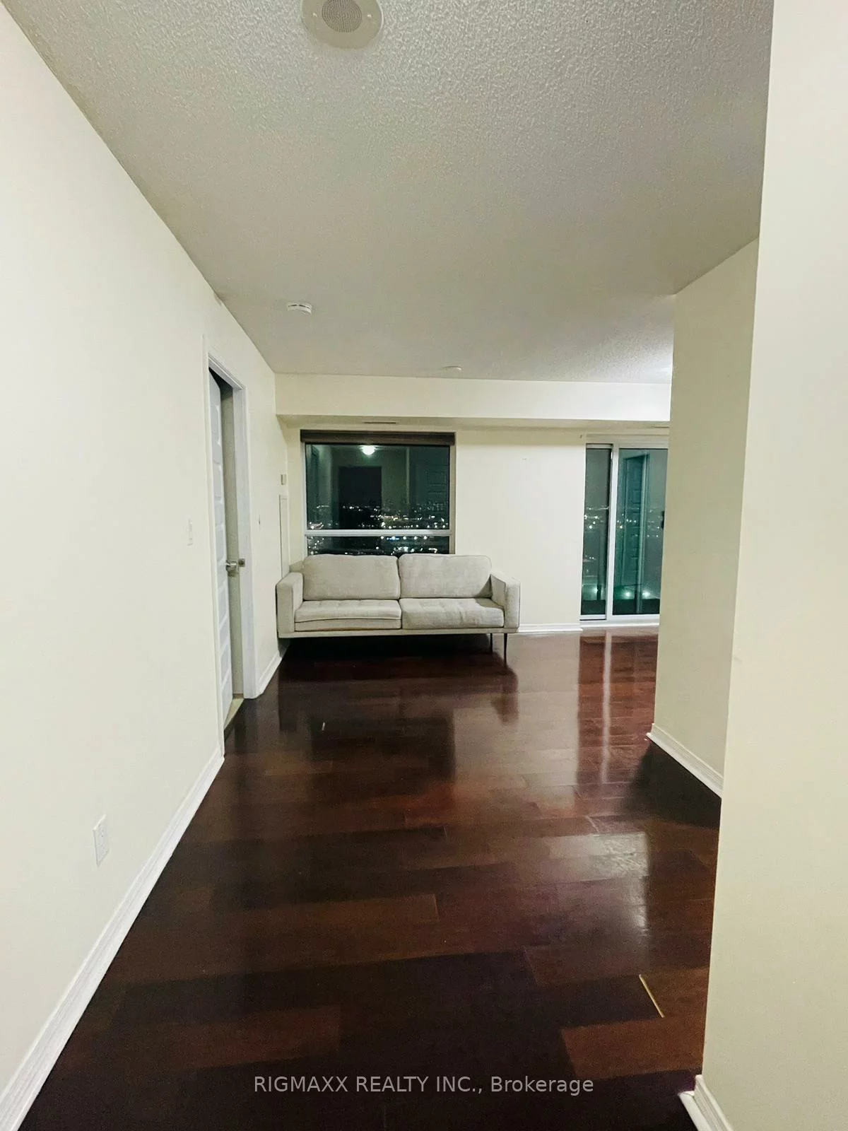 215, Queen, Queen Street Corridor, Brampton