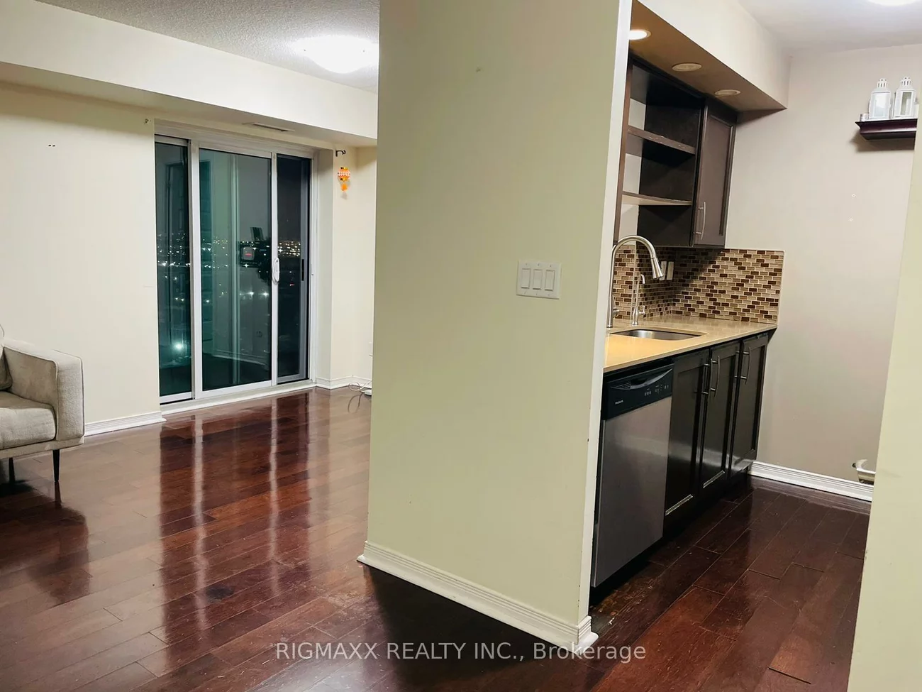 215, Queen, Queen Street Corridor, Brampton