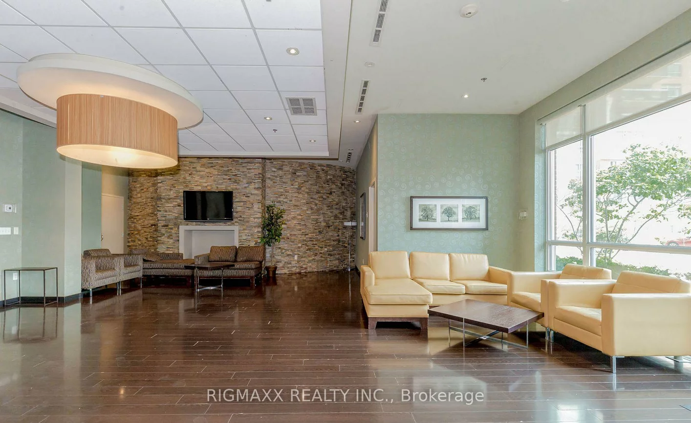 215, Queen, Queen Street Corridor, Brampton