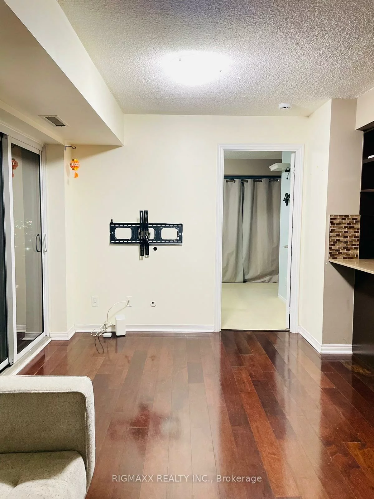 215, Queen, Queen Street Corridor, Brampton