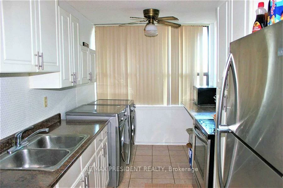 17, Knightsbridge, Queen Street Corridor, Brampton