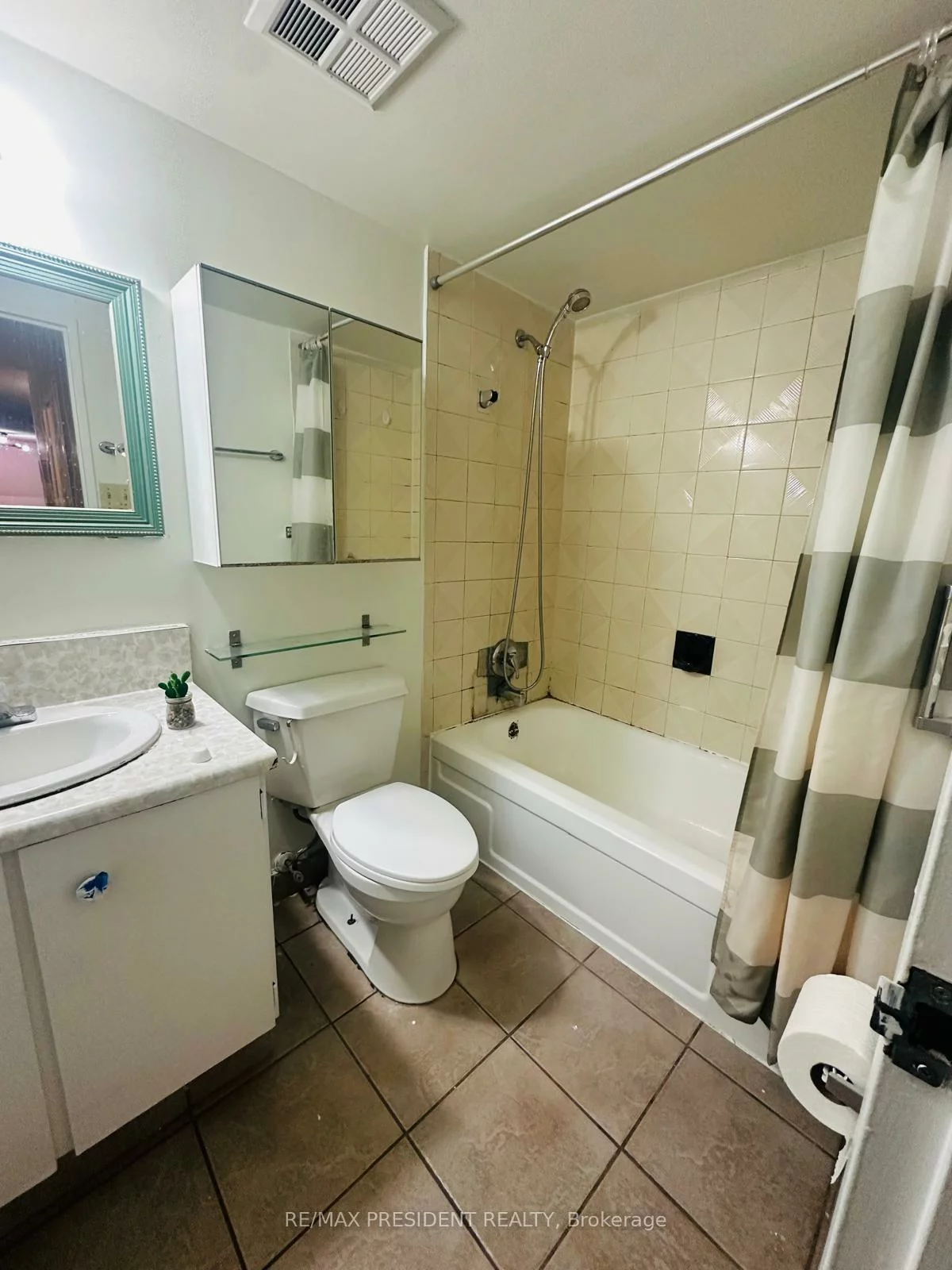 17, Knightsbridge, Queen Street Corridor, Brampton