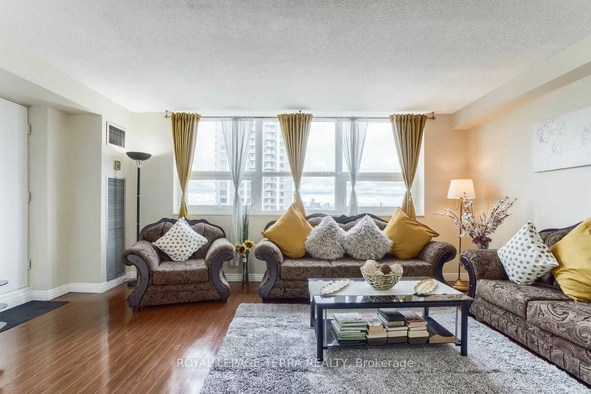 4, Lisa, Queen Street Corridor, Brampton