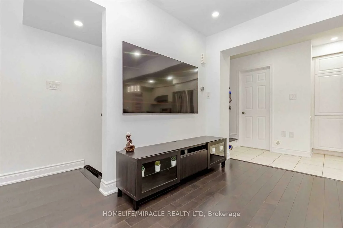 92, Baycliffe, Northwest Brampton, Brampton