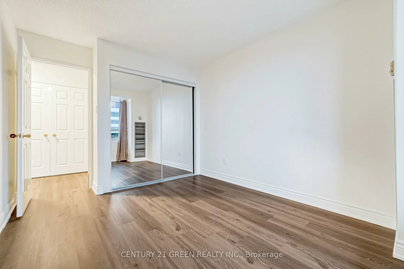 5, Lisa, Queen Street Corridor, Brampton