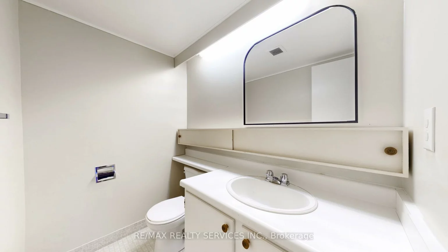 3, Lisa, Queen Street Corridor, Brampton