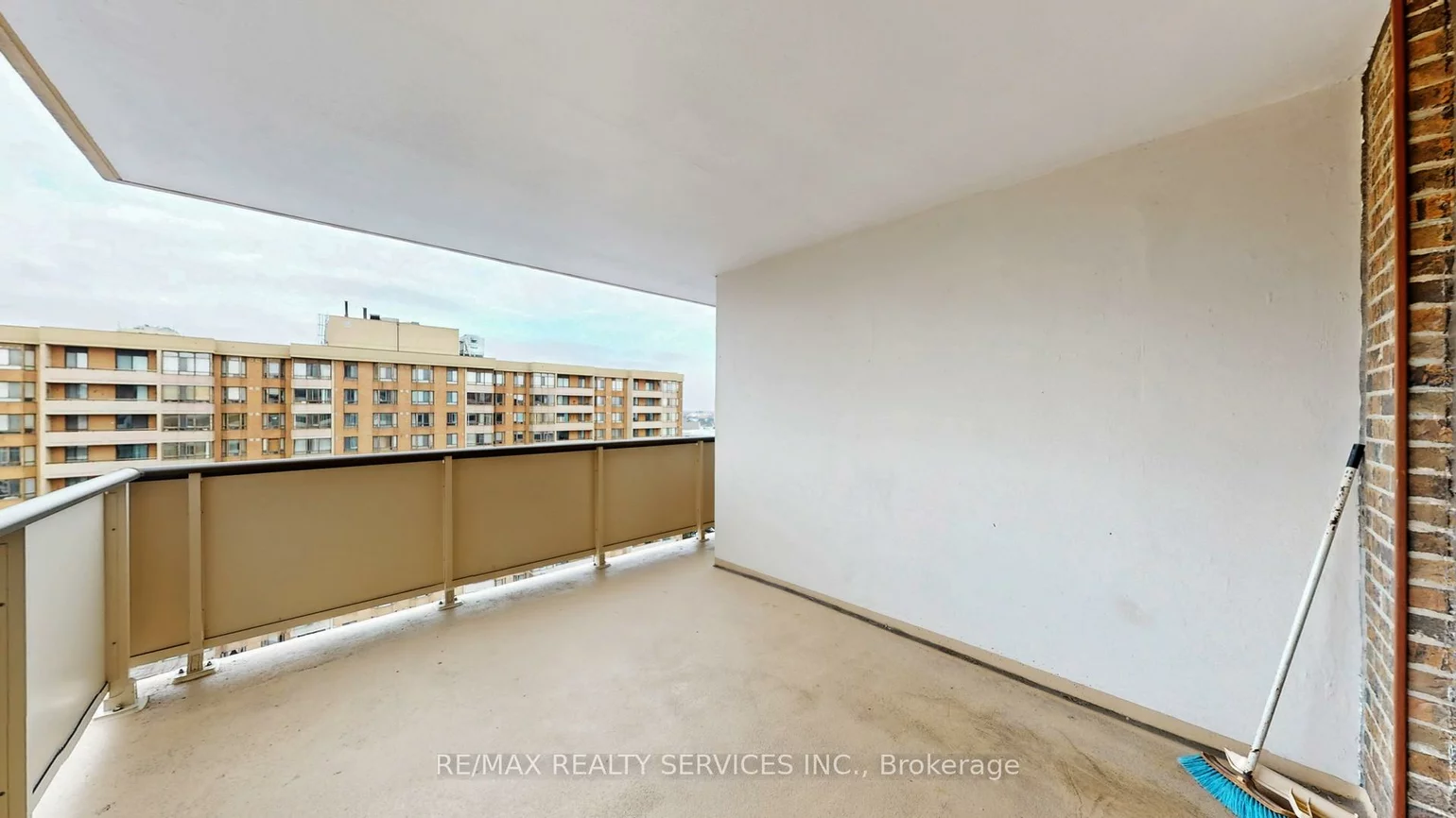 3, Lisa, Queen Street Corridor, Brampton