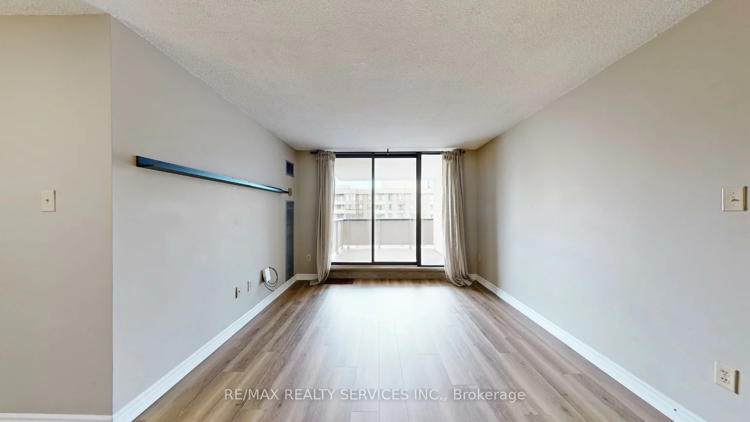 3, Lisa, Queen Street Corridor, Brampton