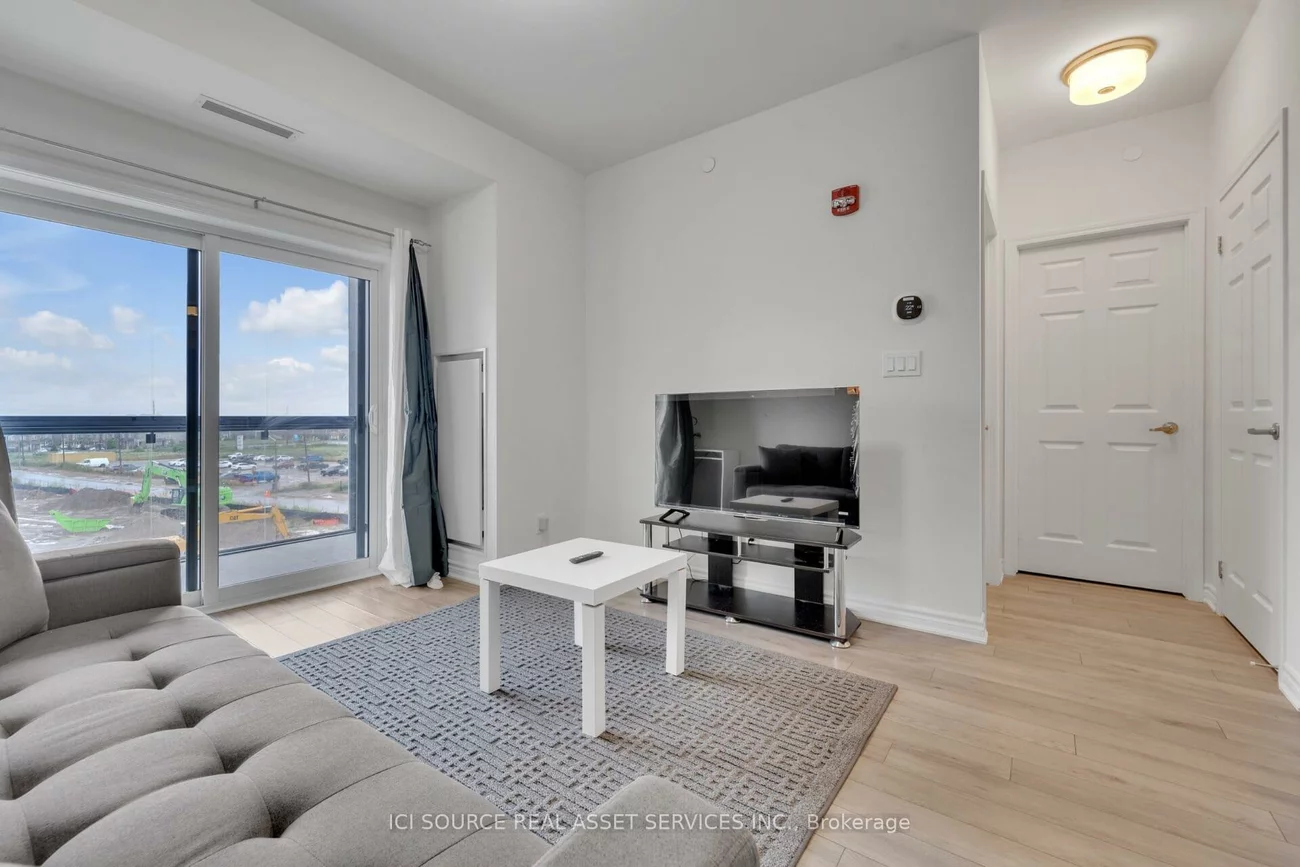 200, Lagerfeld, Northwest Brampton, Brampton