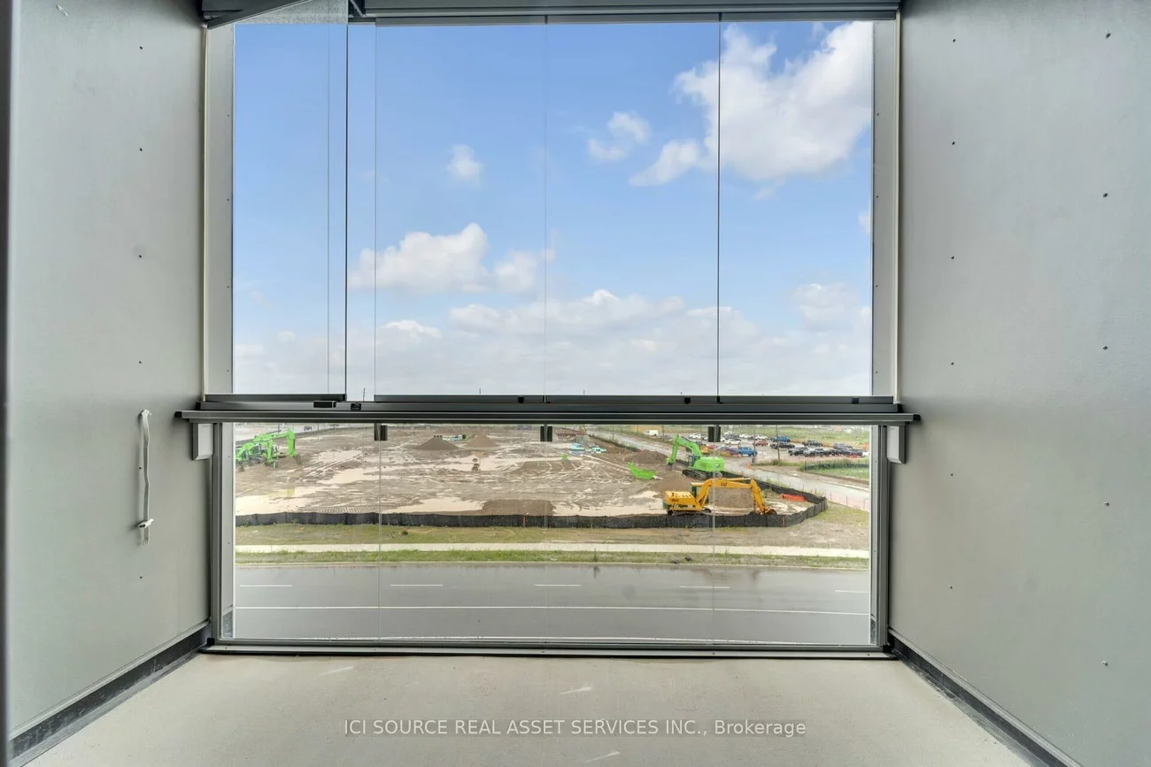 200, Lagerfeld, Northwest Brampton, Brampton