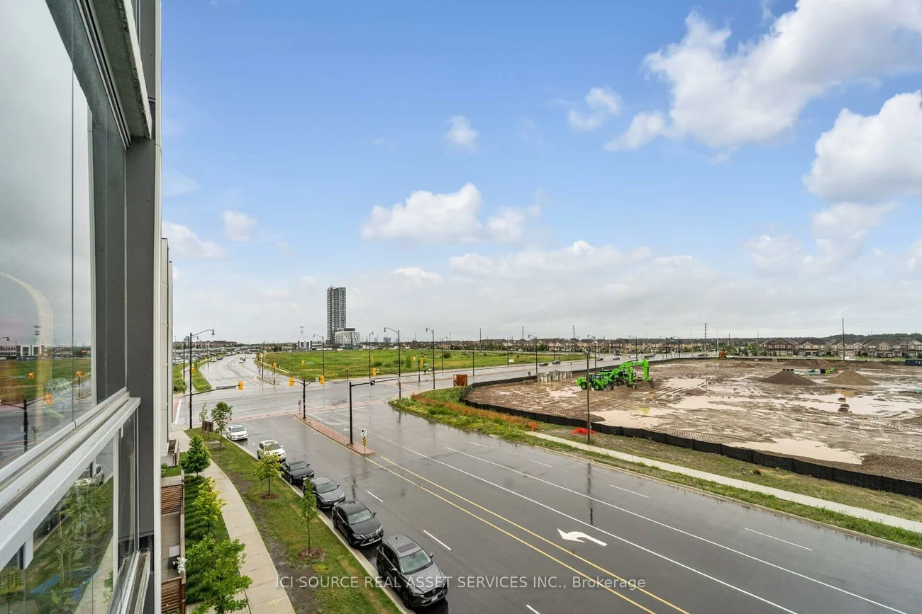 200, Lagerfeld, Northwest Brampton, Brampton